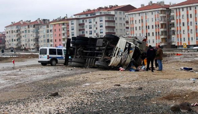 Giresun'a gelirken kaza yaptı: 2 yaralı