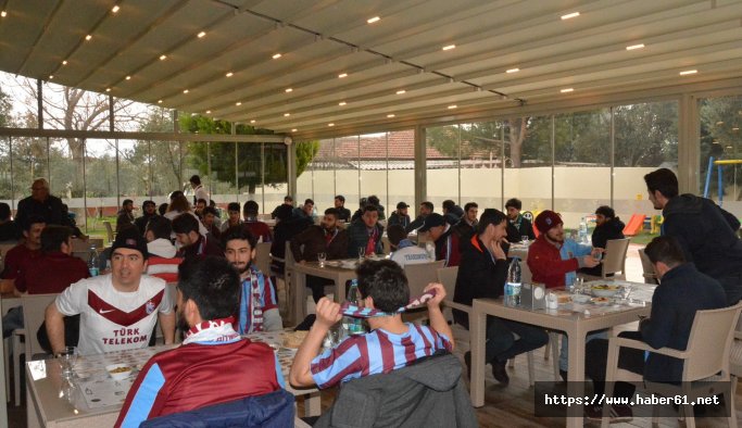 Akigo'lardan Trabzonspor taraftarına jest