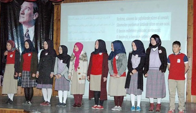 Trabzon'da Arapça İstiklal Marşı