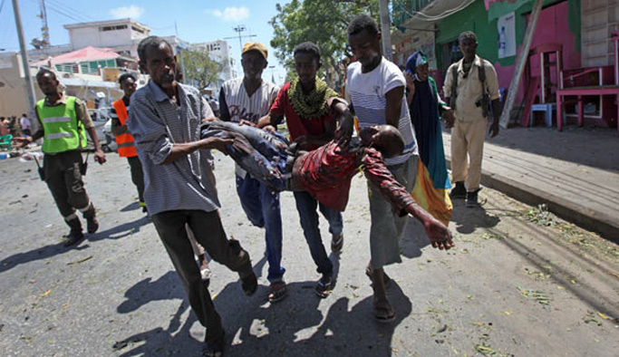 Somali'de intihar saldırısı!