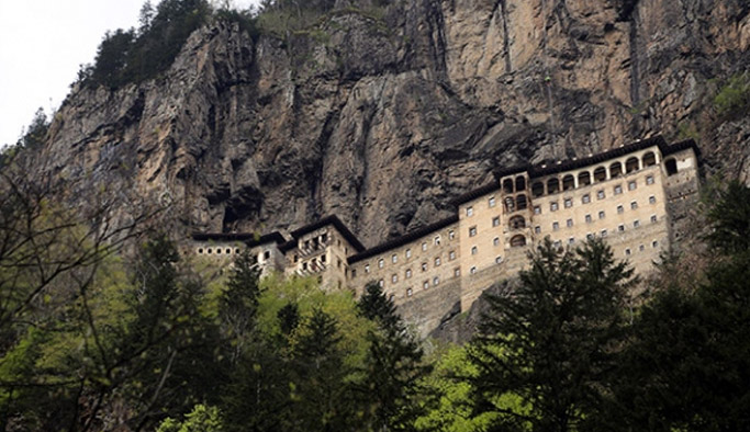 Sümela seyir terasları için ilk adım atıldı