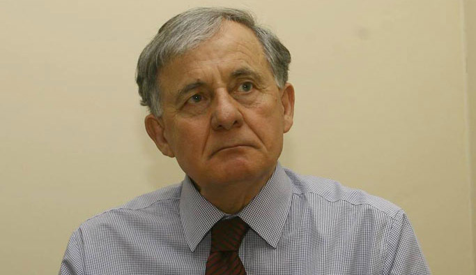 Necmi Perekli: Trabzonspor 9 kişi de kalsa...