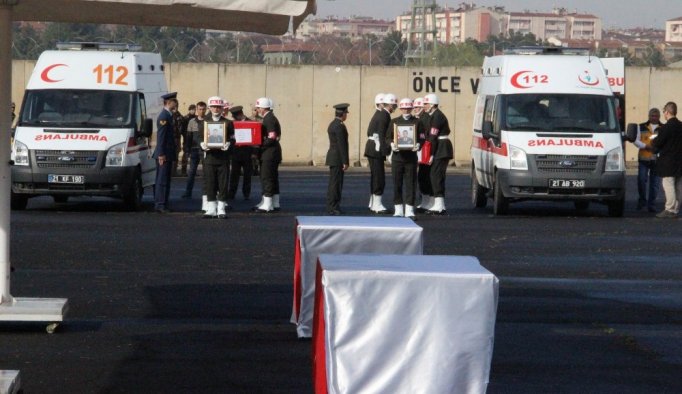 Lice şehitleri memleketlerine uğurlandı