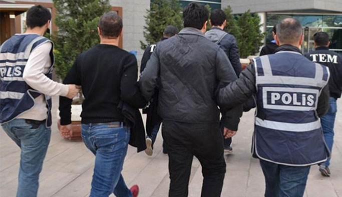 FETÖ'nün Türkiye imamı yakalandı!