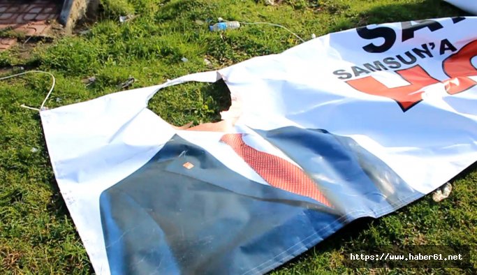 Kılıçdaroğlu'nun afişine saldırdılar