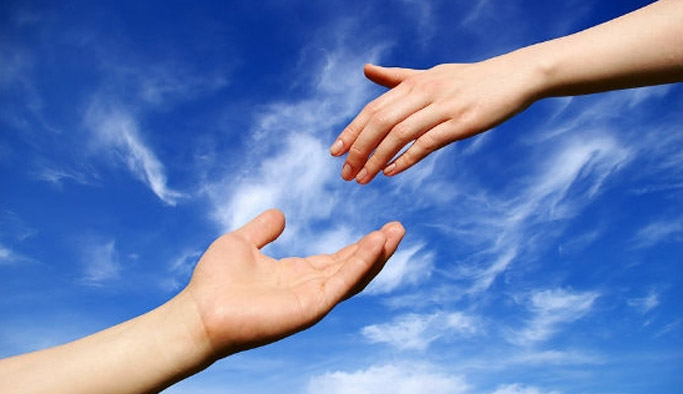 Trabzonlu öğrencilerden yetim öğrencilere yardım eli