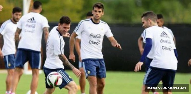 Trabzonsporlu Mas Arjantin'de  ilk 11'de