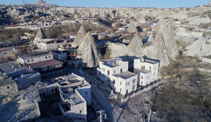 Kapadokya’da peribacaları yok ediliyor