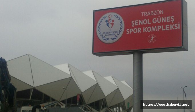 Trabzonspor'un yeni stadının tabelası asıldı!