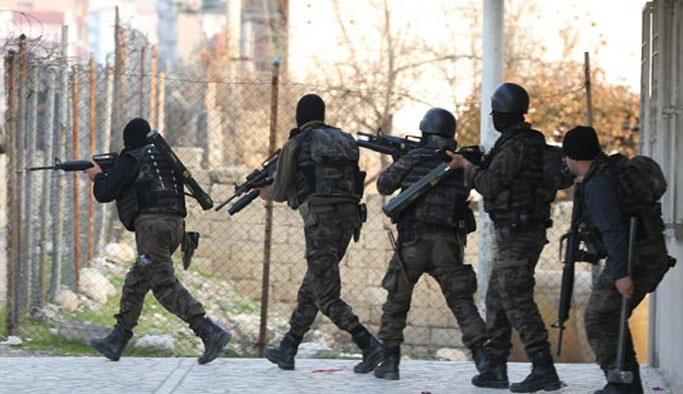 Terör operasyonu: 60 gözaltı