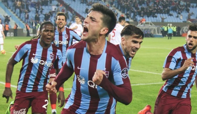 Okay'ın performansı hayran bıraktı