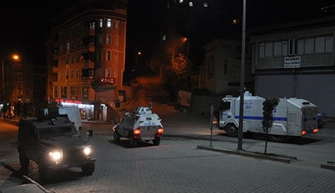 Bir mahallede sokağa çıkma yasağı ilan edildi