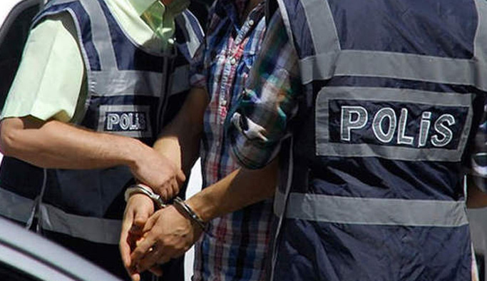 İki eski MİT görevlisi, FETÖ'den tutuklandı