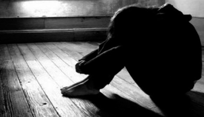 14 Yaşındaki çocuk mide ağrısıyla hastaneye gitti doğum yaptı