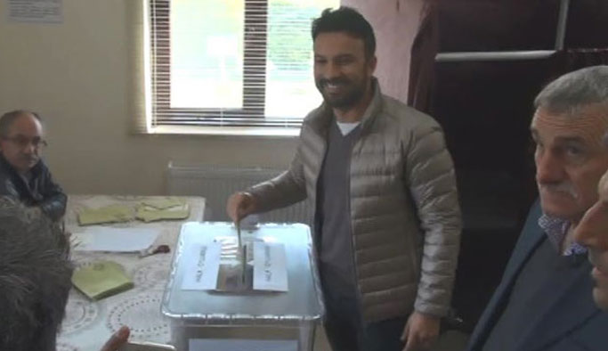 Tarkan oyunu kullandı