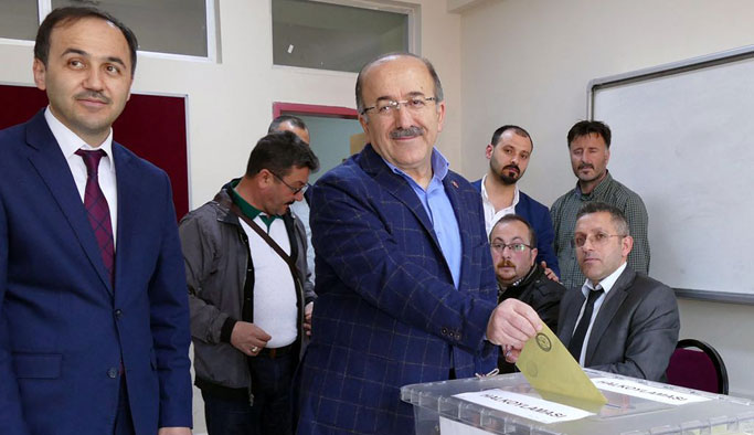 Başkan Gümrükçüoğlu teşekkür etti