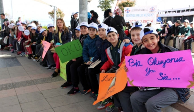 Trabzon'da "Benimle Okur musun?" projesi