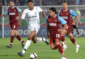 Yazarların derbi maçı yorumu