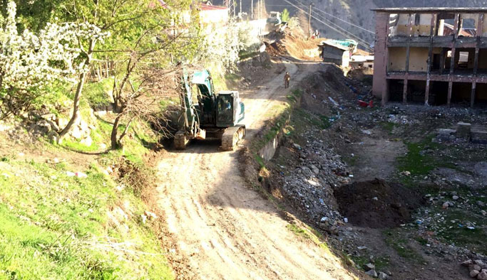 Şırnak'ta teröristler mağarada sıkıştırıldı. 24 Nisan 2017
