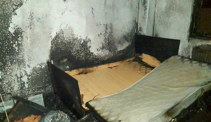 Spor tesisinde yangın! Kaleci hastanelik oldu