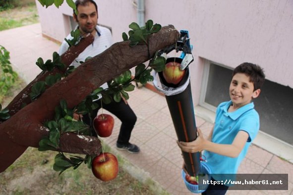 Dedesi için roketatar görünümlü elmatoplar yaptı