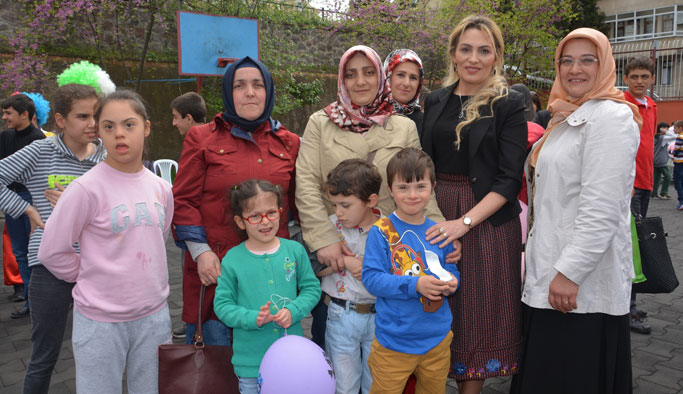 Trabzon'da özel çocuklar etkinlikte bir araya geldi