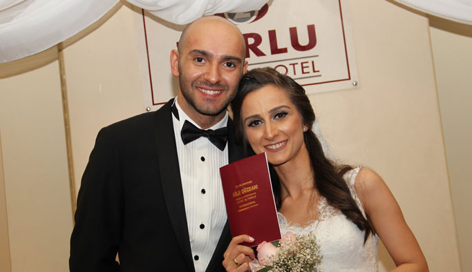 Şengül ve Pekşen ailelerinin mutlu günü