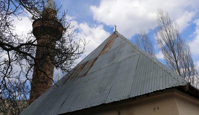 Gümüşhane'de 600 yıllık caminin ilginç özellikleri