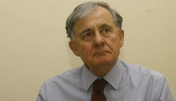 Efsane İsim Necmi Perekli İşaret Etti: Trabzonspor’un Performansı Neden Çöktü?