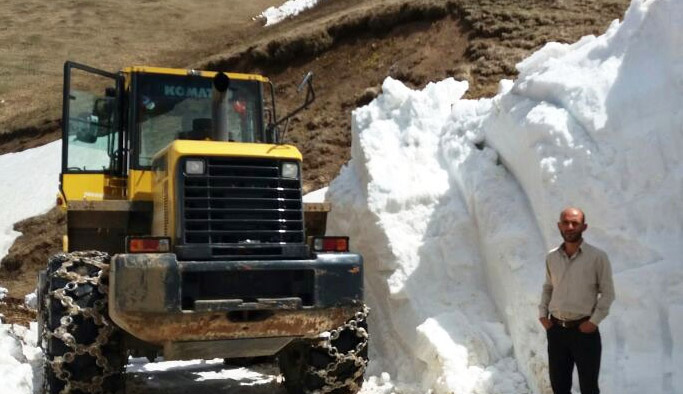 Trabzon'da mayıs ayında kar temizliği!