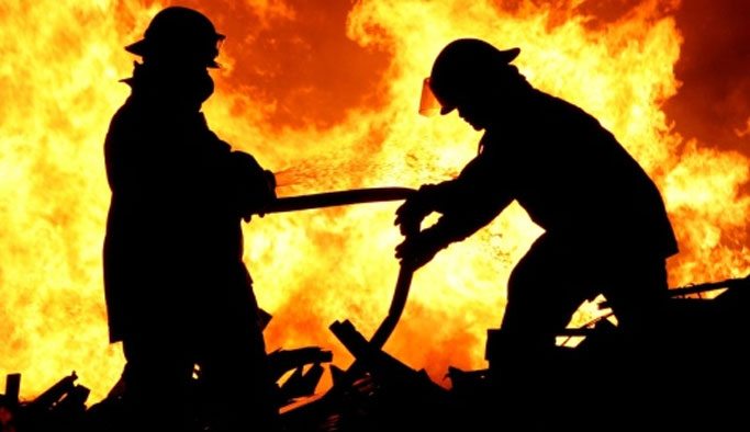 Maçka'da yangın: 2 kişi hastaneye kaldırıldı