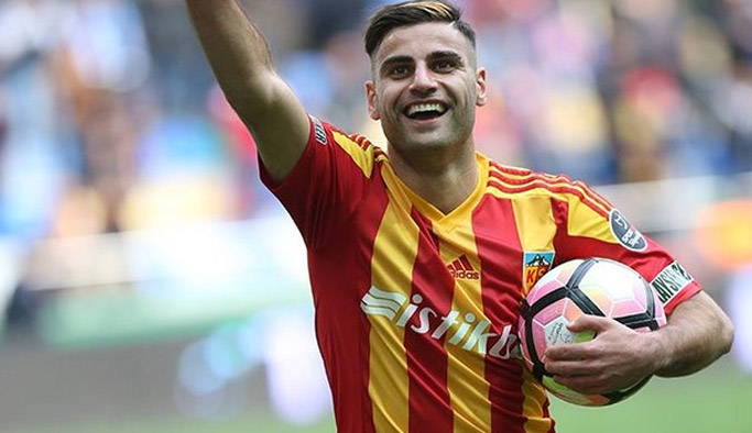 Deniz'den transfer açıklaması