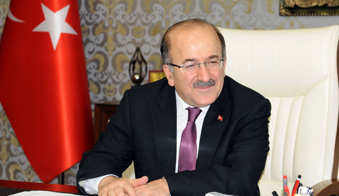 Gümrükçüoğlu’ndan Anneler Günü mesajı