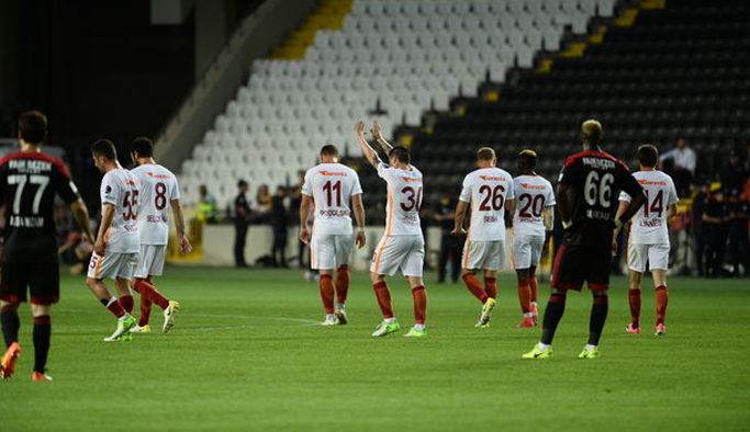Galatasaraya Gaziantep'i yaktı