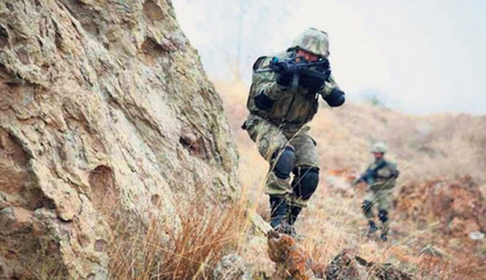 Teröristlerle Çatışma: 1 güvenlik korucusu şehit oldu. 14 Mayıs 2017