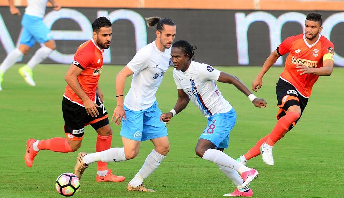 Trabzonspor'a fırsatları kaçırdı