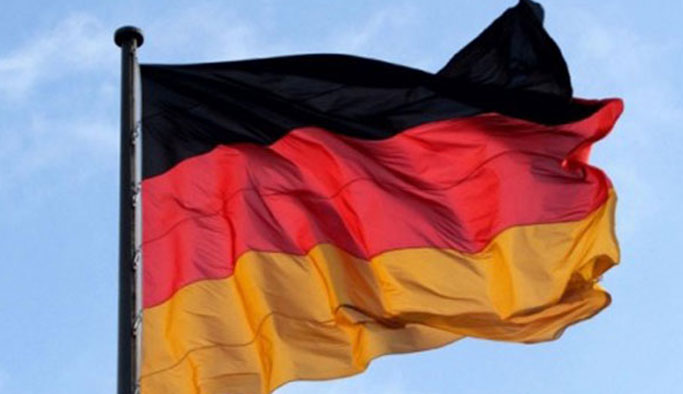 Çifte vatandaş Türklere uyarı!