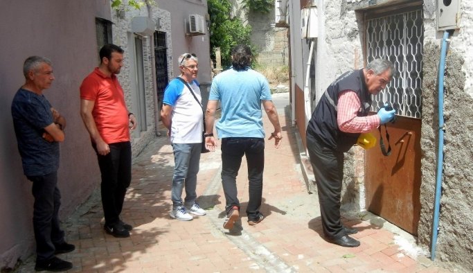 Balıkesir’in Edremit ilçesinde Yaşlı adam evinde ölü bulundu