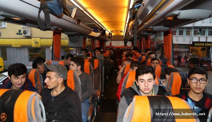 Çayeli Belediyesinden başarılı öğrencilere ödül