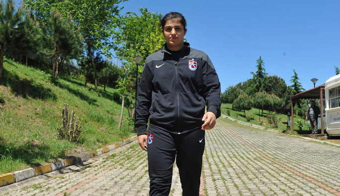 Busenaz gözünü olimpiyat altınına dikti