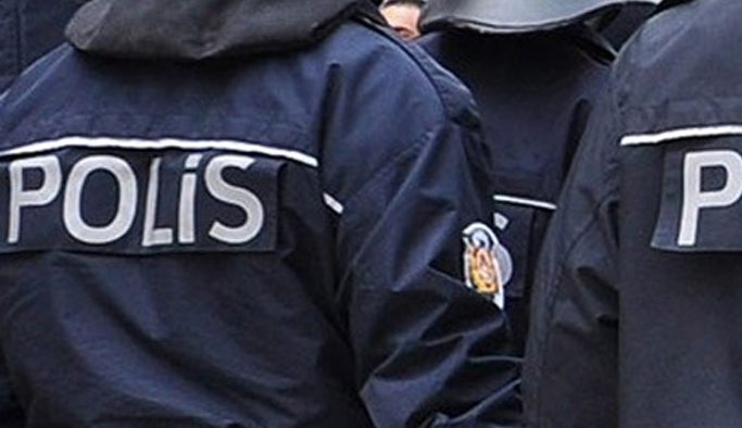 Yurt dışına kaçarken yakalandılar