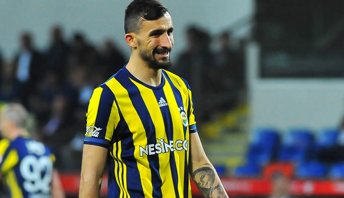 Trabzonspor Derbisi Öncesi Fenerbahçe'de Büyük Sakatlık Şoku