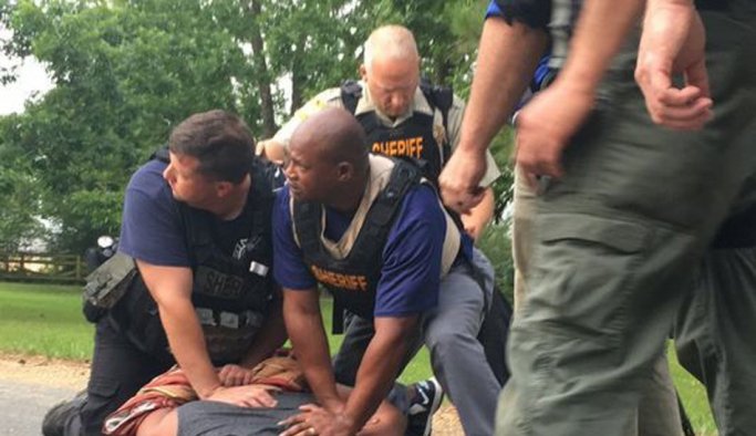 ABD’de silahlı saldırı: 8 ölü