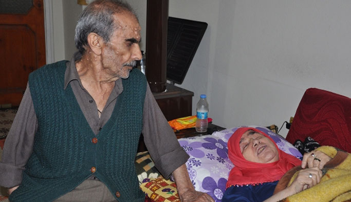 Trabzon'da 40 yıldır eşinin gözü oluyor