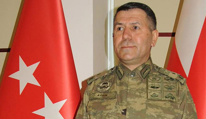 Şehit komutandan ağlatan şiir