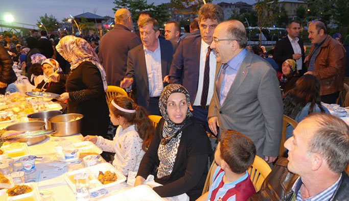 Gümrükçüoğlu: "Arsin’e yayla suyu getiriyoruz"