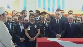 Şehit komutana veda