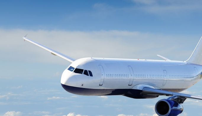 Uçakta akciğeri patladı!