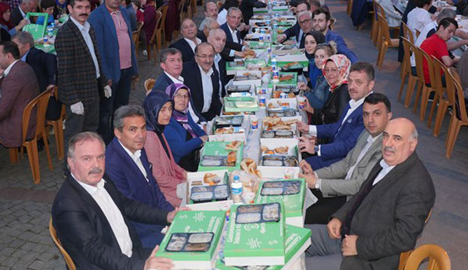 Kardeşlik iftarı Sürmene’de gerçekleştirildi