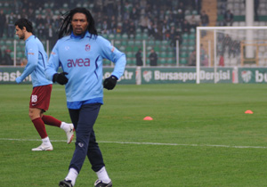 Rigobert Song'a nazar değdi